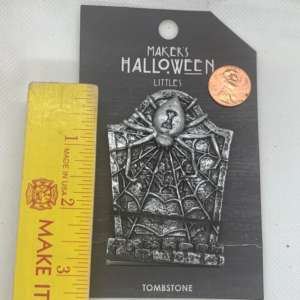 NIP Maker's Halloween Littles TOMBSTONE grave cemetery miniature Joann Joann's